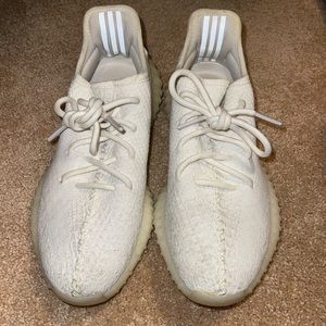 Yeezy 350 bone
